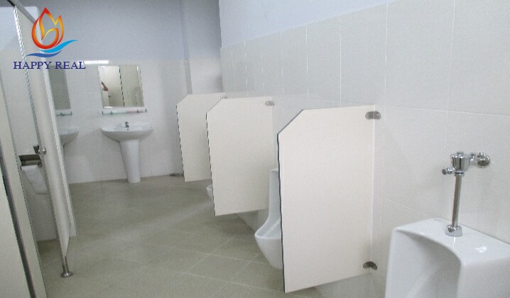Tòa nhà Mỹ Thịnh Building sử dụng hệ thống toilet nam, nữ riêng biệt