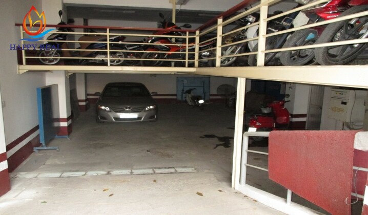 Hầm gửi xe tại Nguyễn Xí Building an toàn